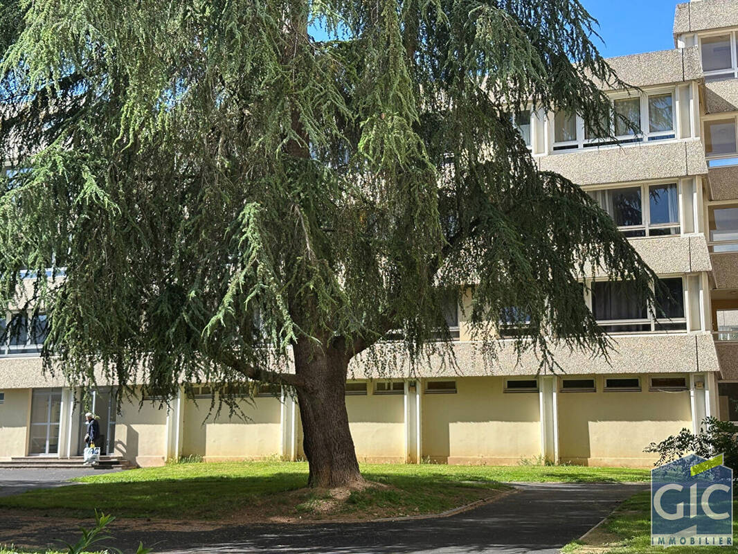 Appartement à HEROUVILLE-SAINT-CLAIR