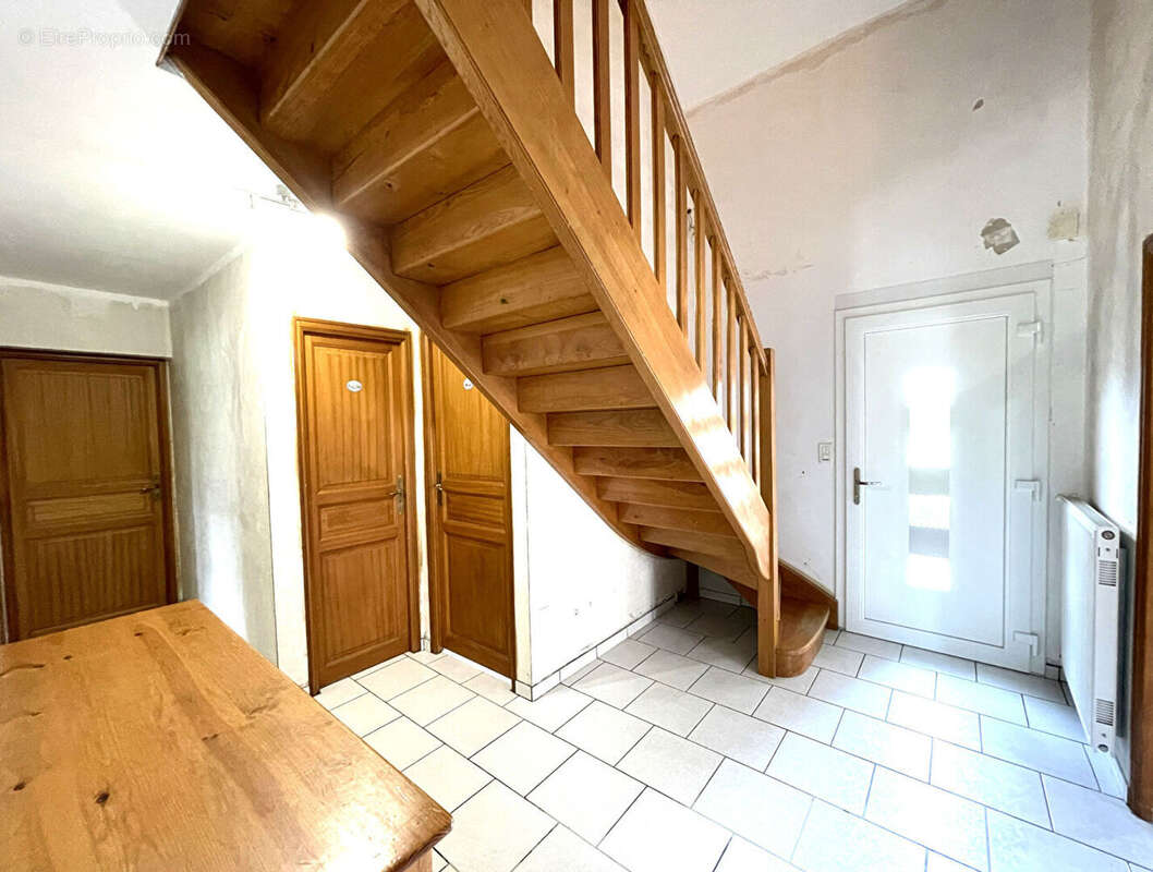 Maison à CLAIRVAUX-LES-LACS