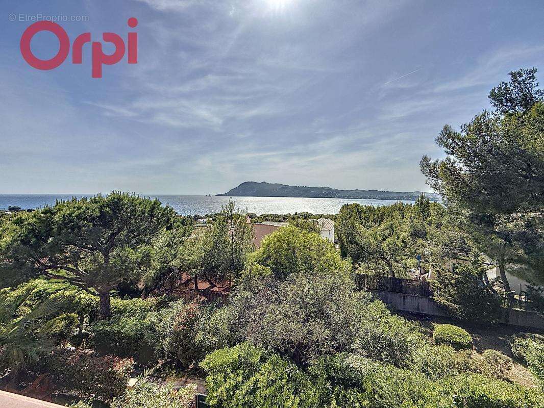 Appartement à SAINT-MANDRIER-SUR-MER