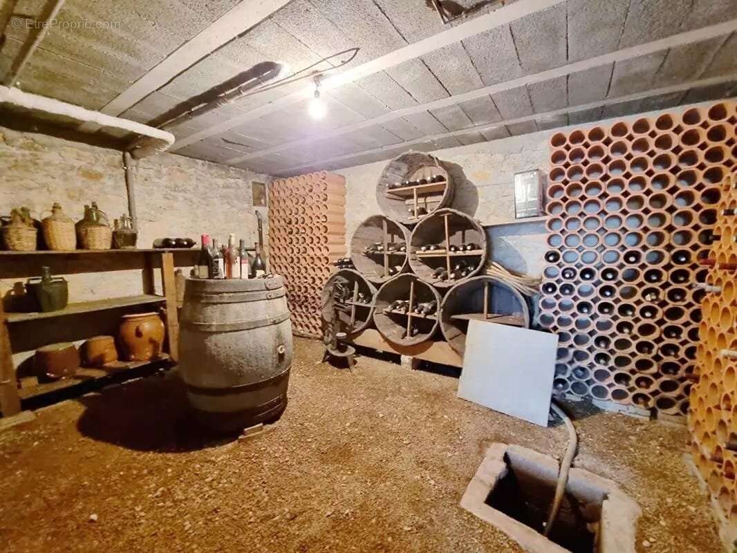 Maison à MILHAC-D'AUBEROCHE