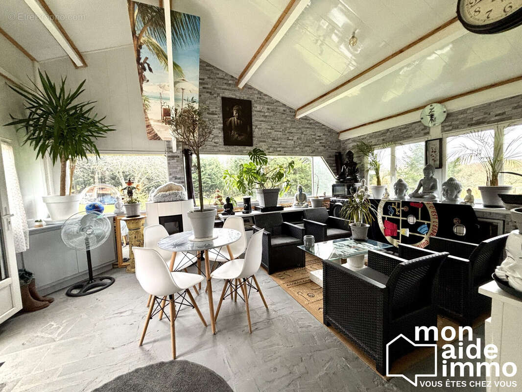 Maison à SAINT-JORY-LAS-BLOUX