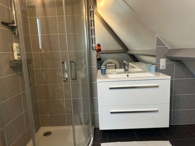 Maison à SAINT-CYR-SUR-LOIRE