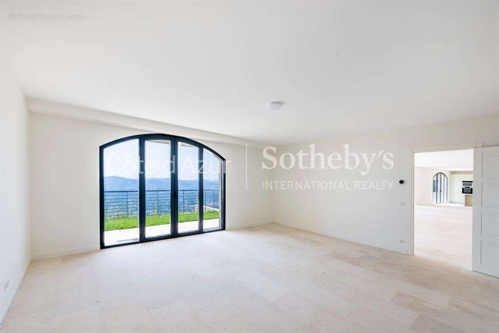 Maison à SPERACEDES