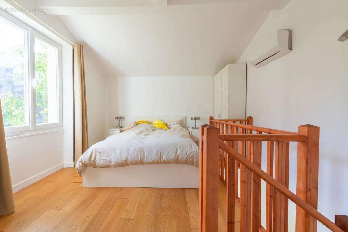 Appartement à VERSAILLES