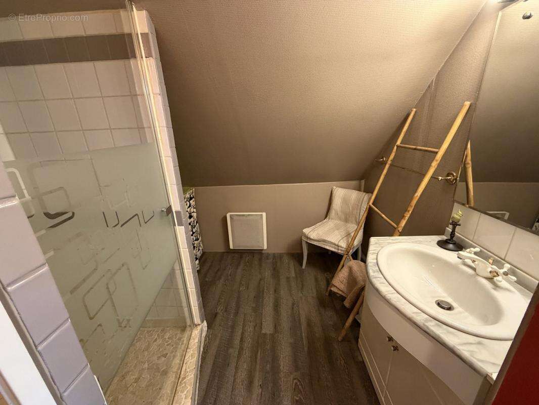 Maison à MAROLLETTE