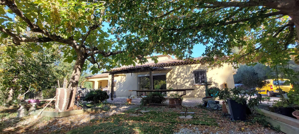 Maison à MARSEILLE-11E