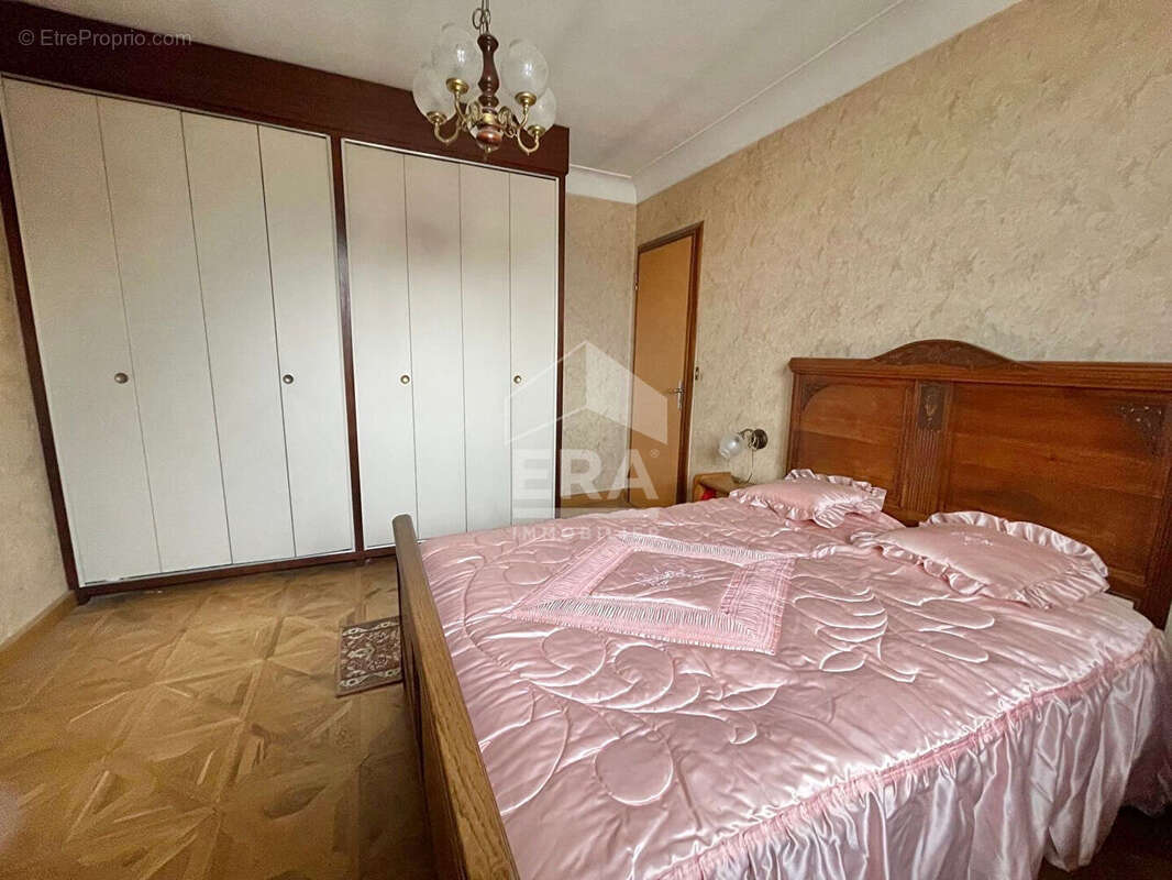 Maison à SARTROUVILLE