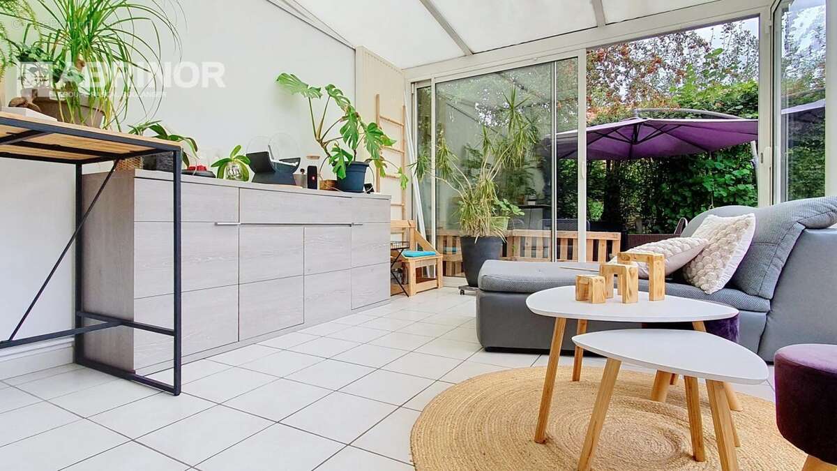 Maison à BOURGHELLES