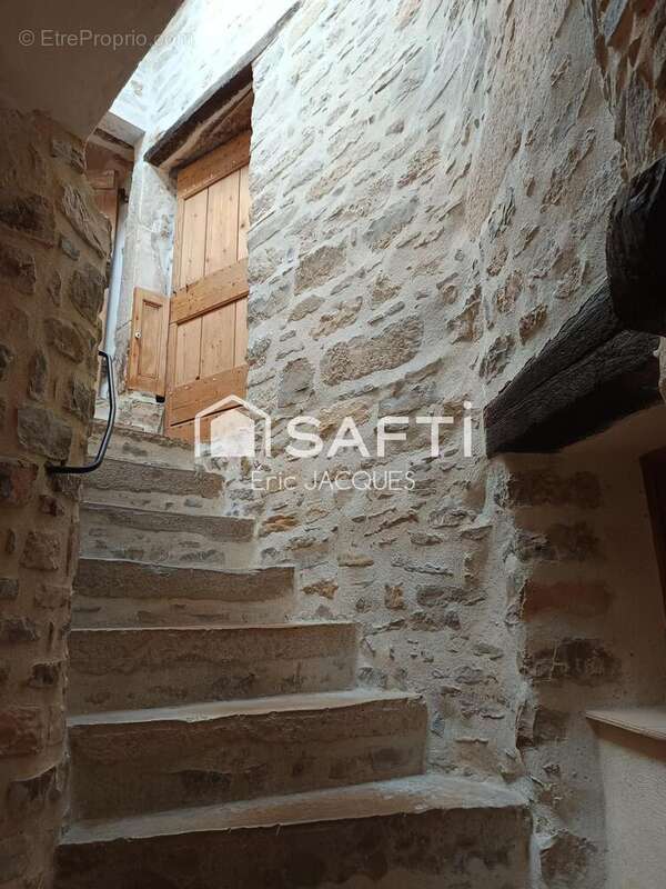 Maison 141 m² à Saint-Cesaire-De-Gauzignan  - photo 7