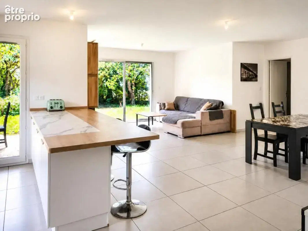 Maison neuve de 121 m², 5 pièces, 1216 m² terrain, garage - photo 2