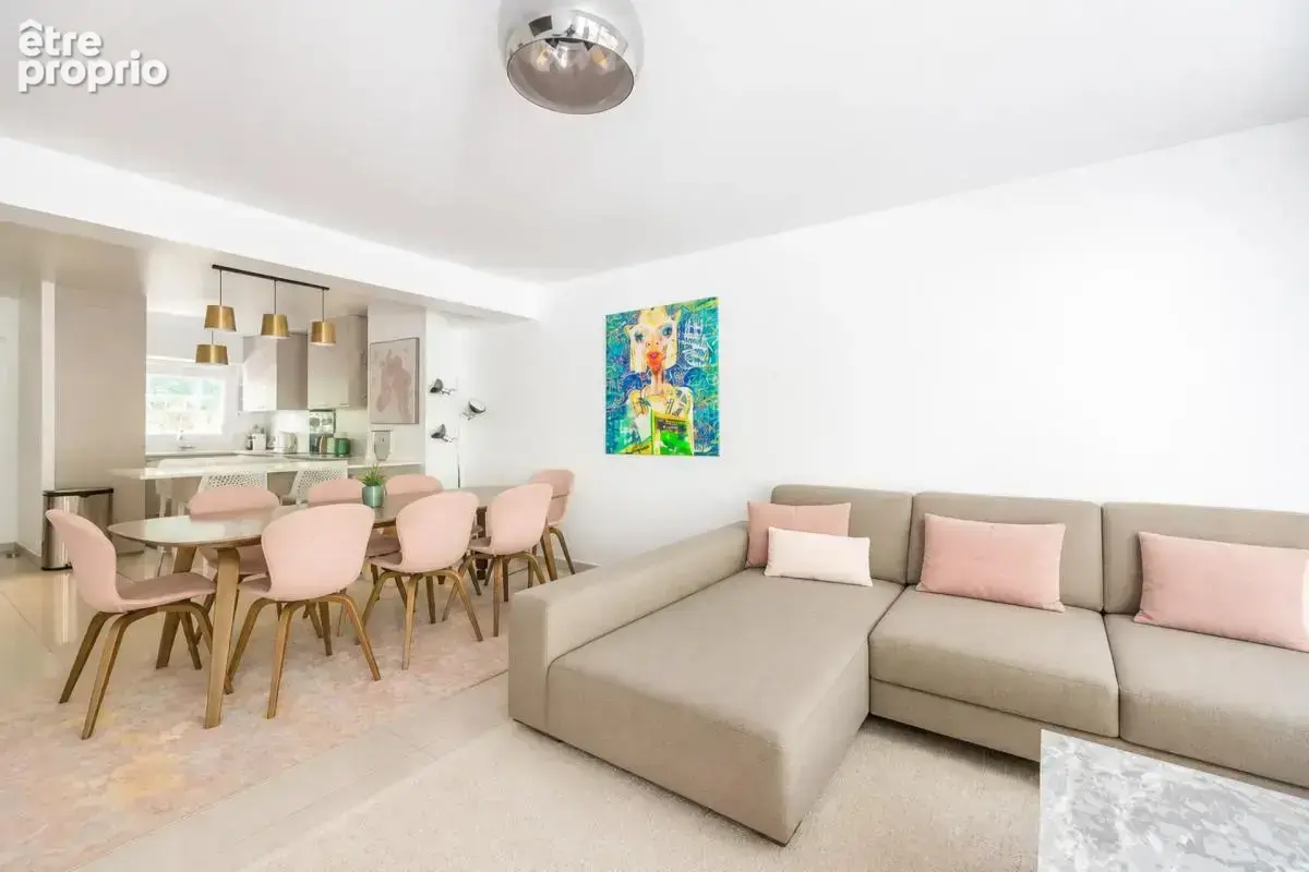 Appartement duplex de 4 pièces de 98 m² à Ville-d'Avray - photo 1
