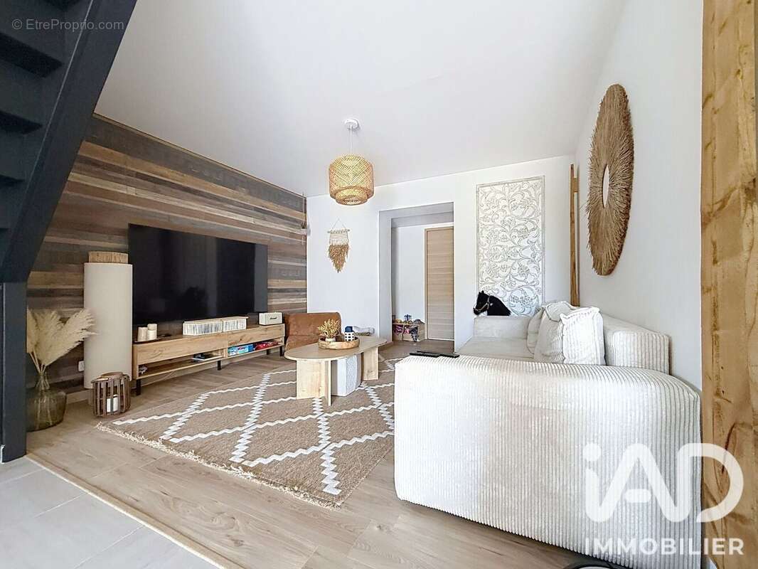 Maison 140 m² à Saint-Maurice-D'etelan  - photo 5