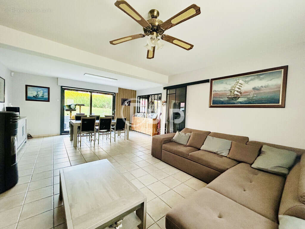 Maison à RAIMBEAUCOURT