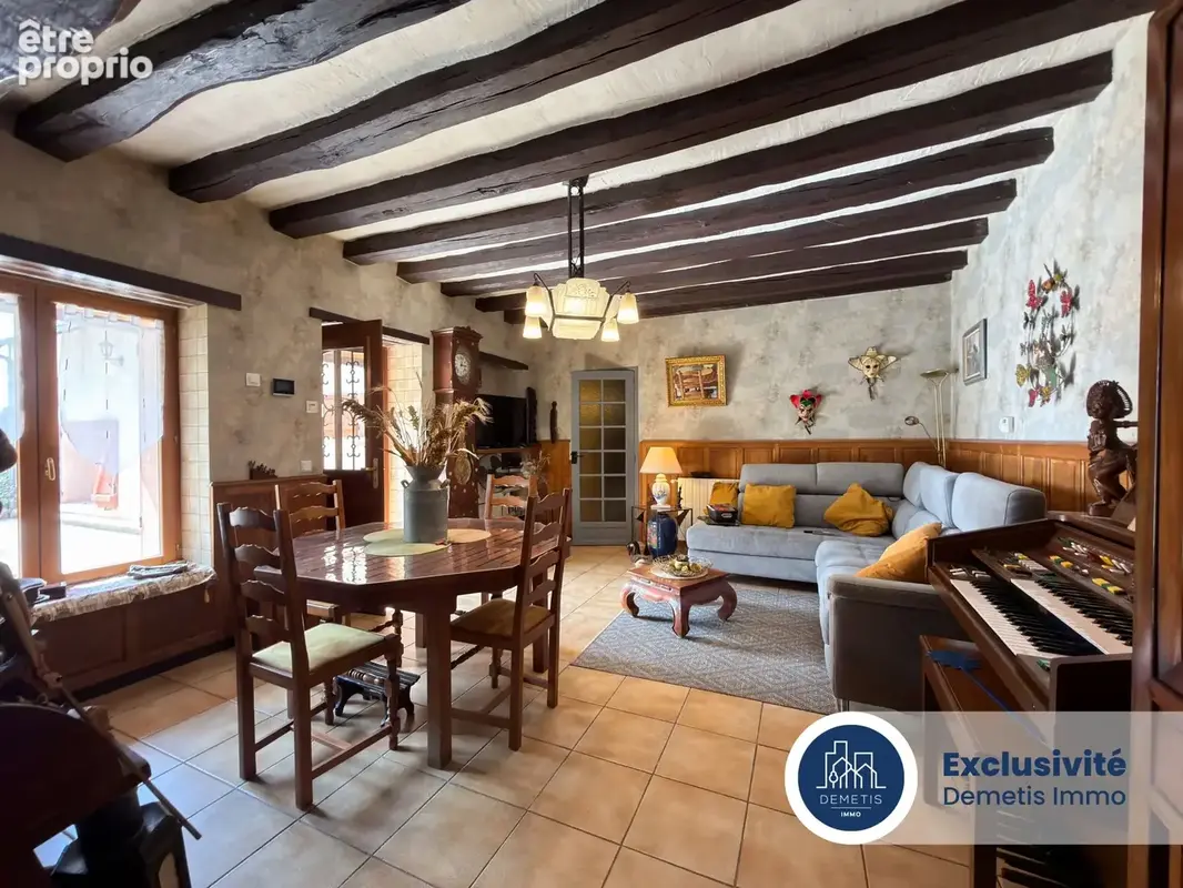 Propriété de caratère composée de deux maisons - photo 2