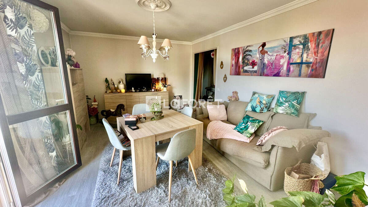 Appartement à VILLEMOMBLE