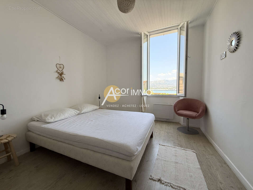 Appartement en duplex de 3 pièces 75m2, vue rade, La Seyne sur mer - photo 4