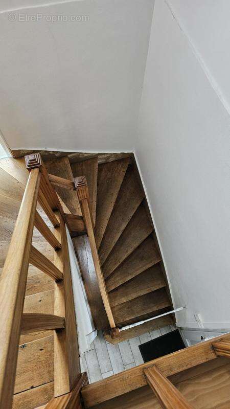 Maison rénovée – 3 chambres – Terrain clos –  AUBIGNE RACAN (72) - photo 6