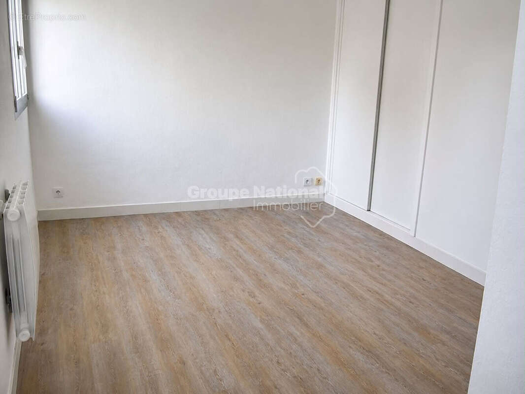 Appartement T2 avec ascenseur et parking dans le centre ville de Carry le Rouet - photo 4