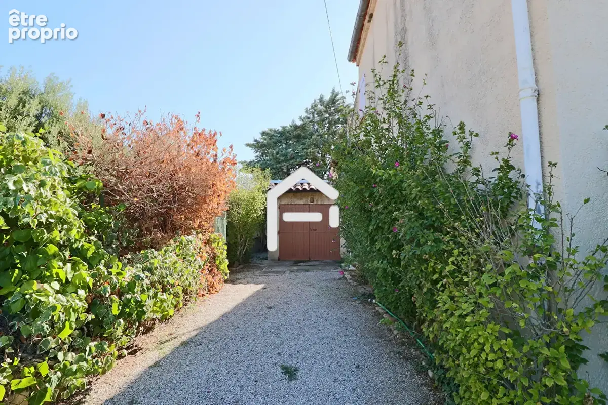 Maison 8 pièces 155 m² à vendre à Saint-Chamas (13250) - photo 9