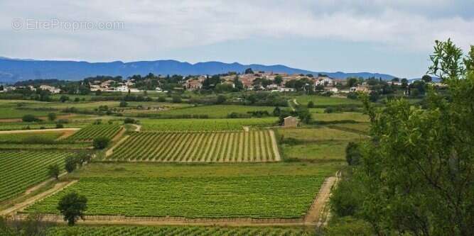 Terrain à PAILHES