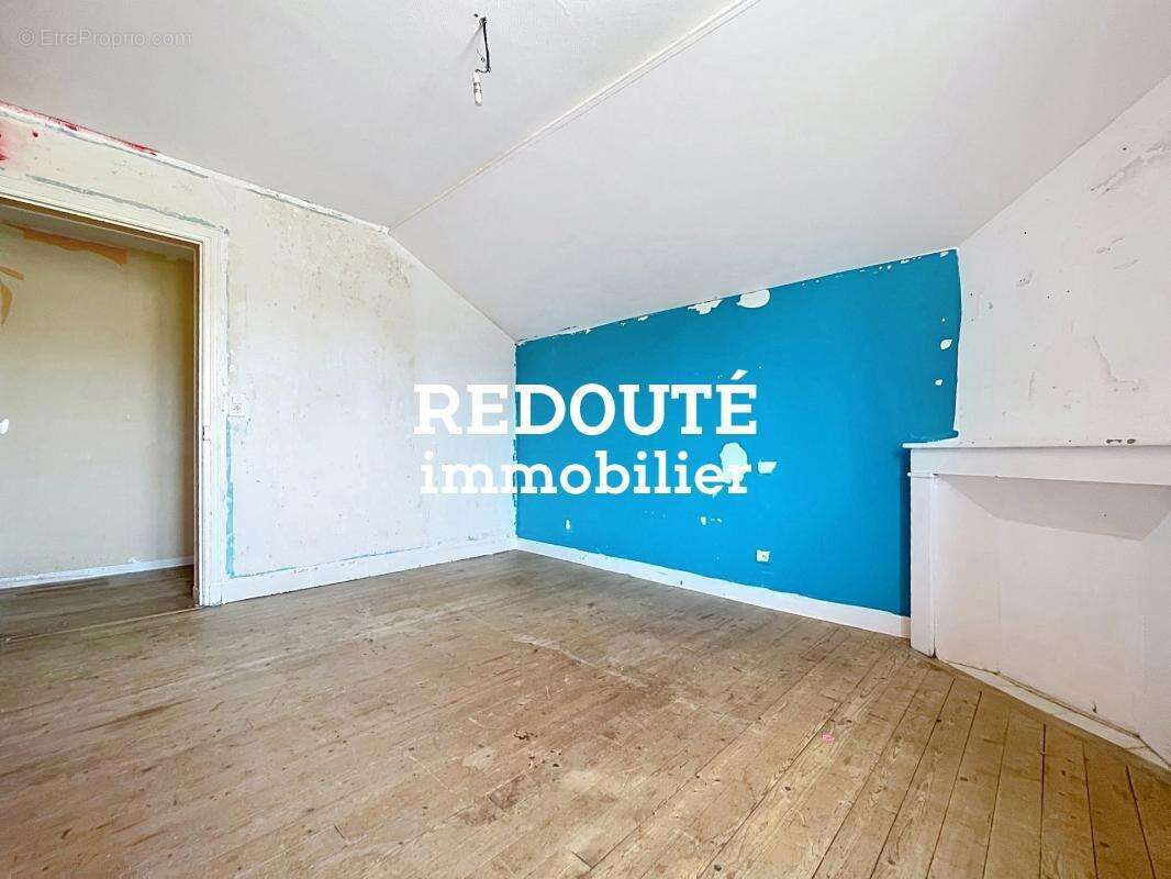 Suippes - à vendre - maison avec terrain et garage - photo 16