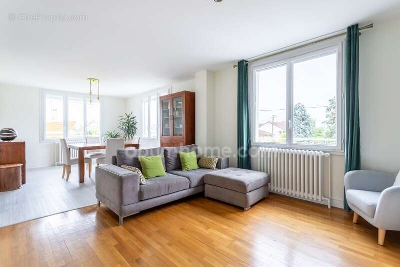 Maison à BELLERIVE-SUR-ALLIER