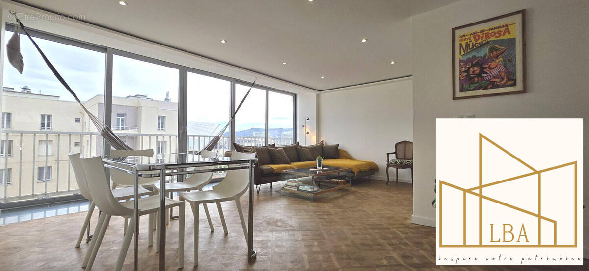 Appartement à MARSEILLE-8E