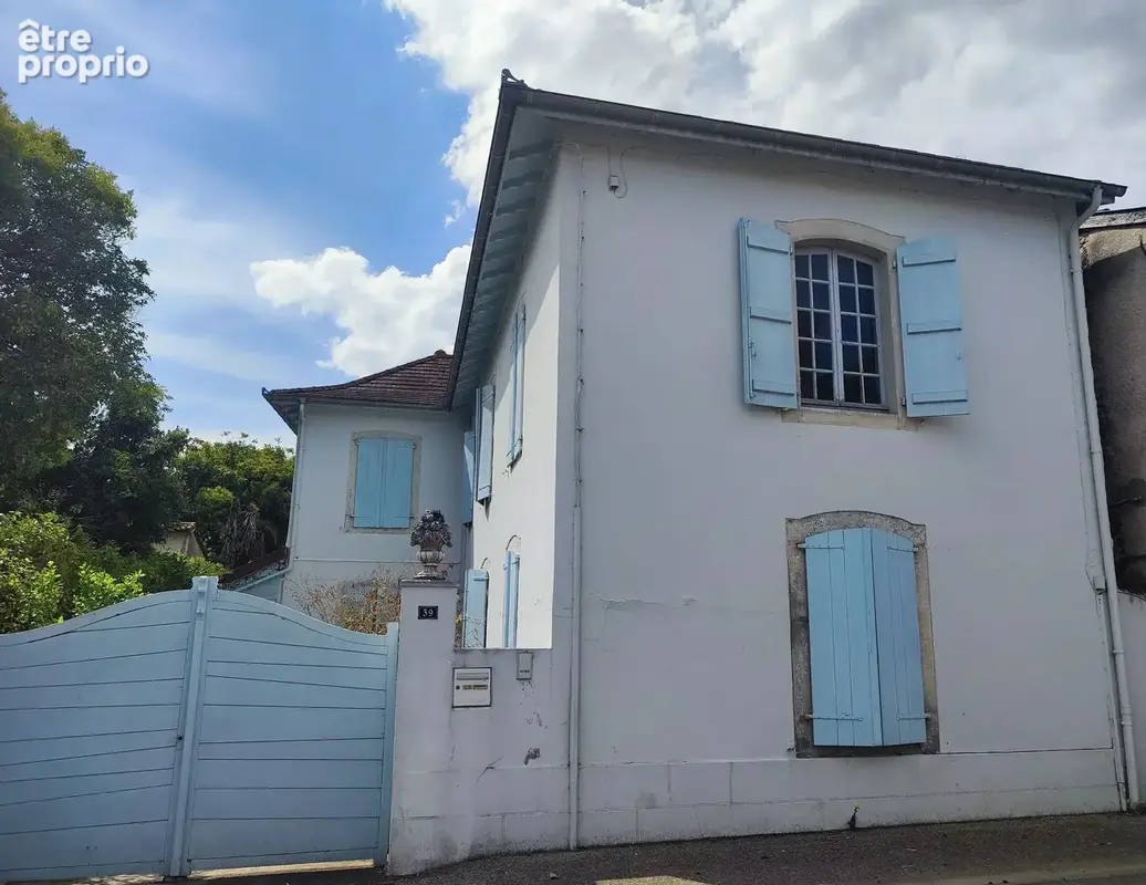 Ancien presbytère avec jardin et cour idyllique - photo 2