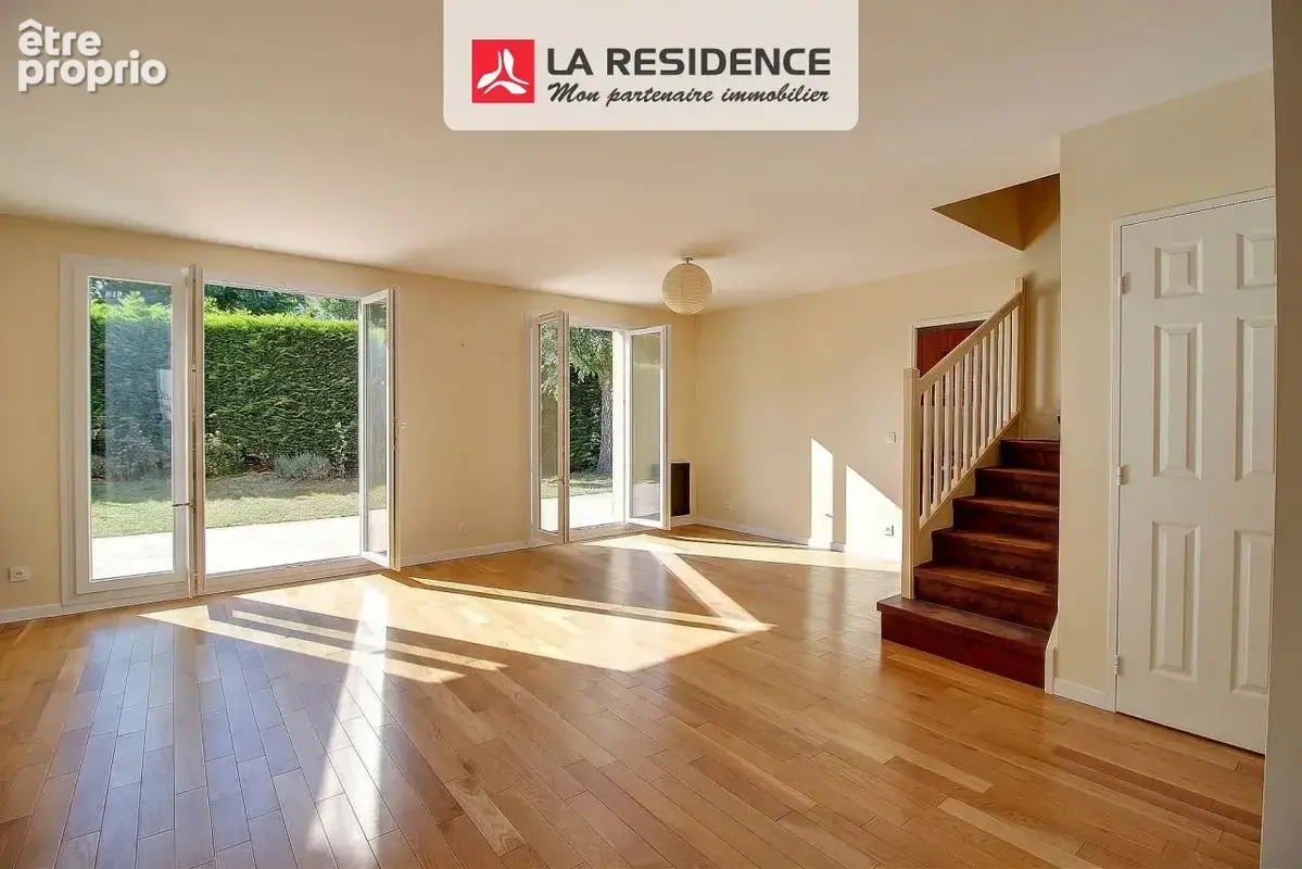 Maison 8 pièces 178 m² à vendre à Chambourcy (78240) - photo 2