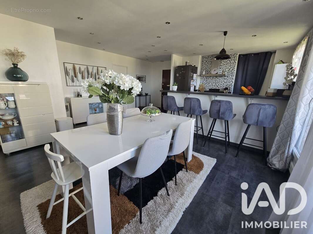Appartement 78 m² à Orleans  - photo 4