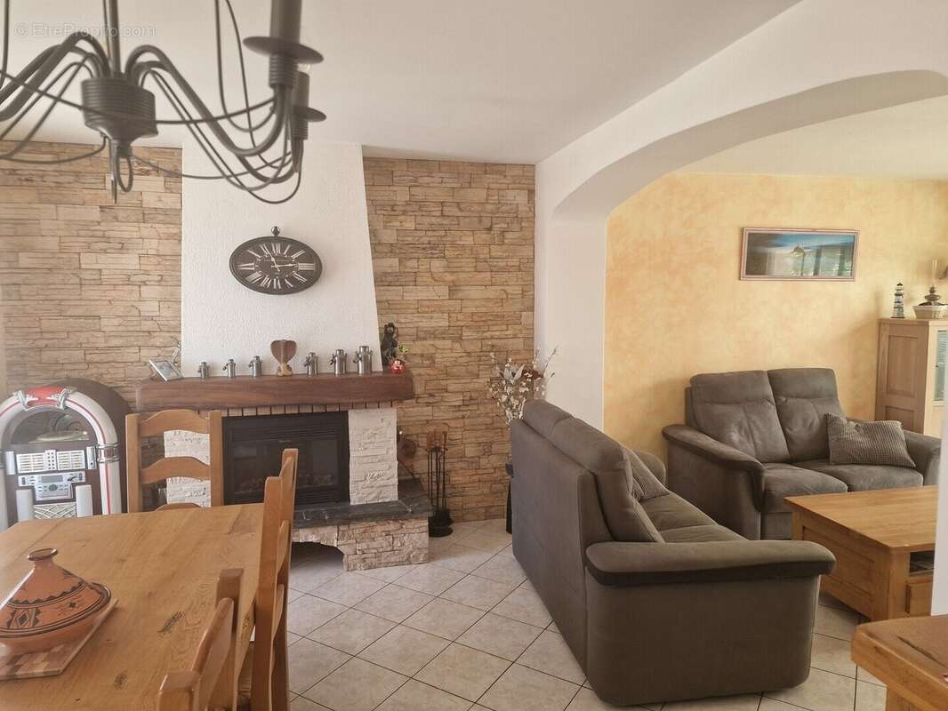 Maison 97 m² à Viviers  - photo 34