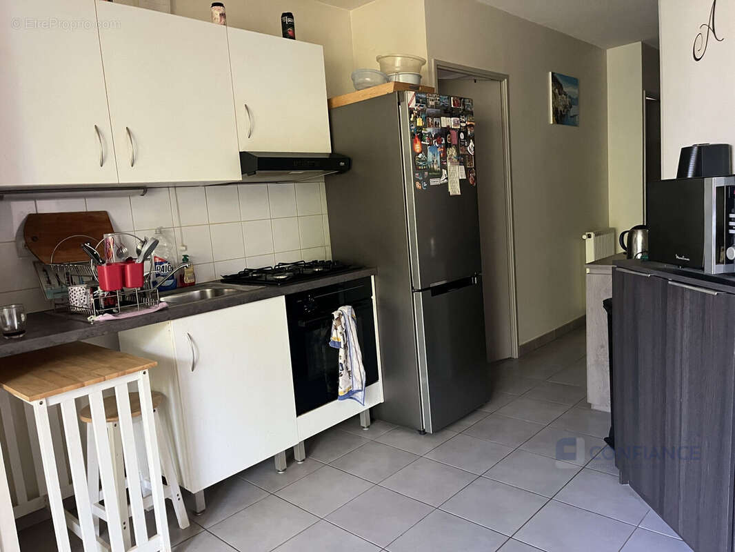 Appartement à DECINES-CHARPIEU