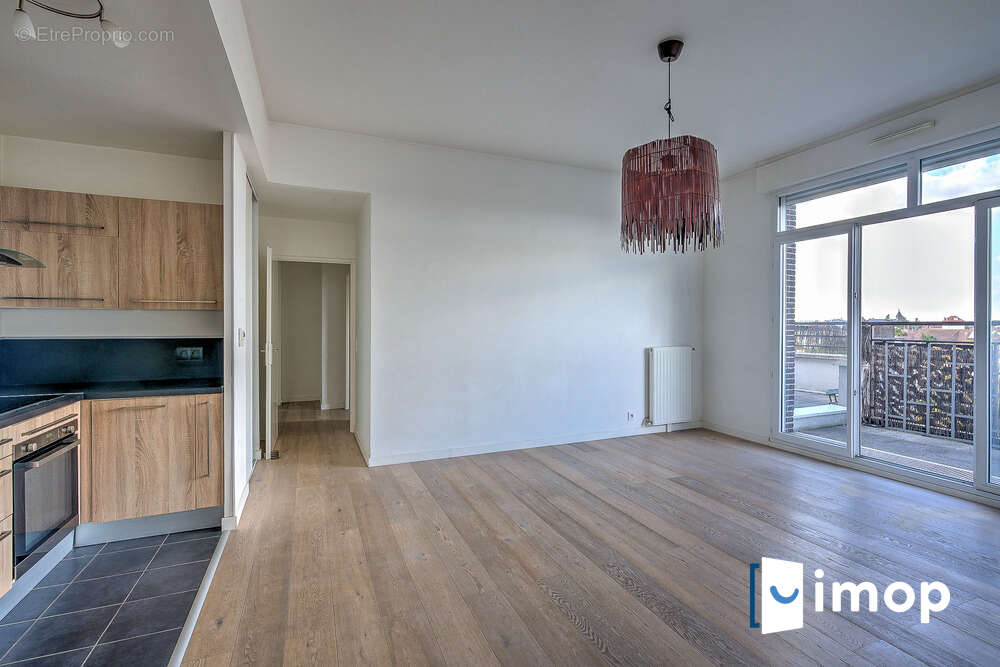 Appartement à ATHIS-MONS