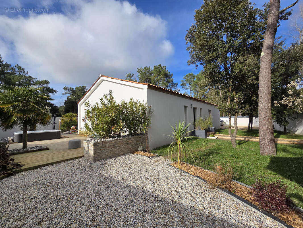 Maison à SAINT-HILAIRE-DE-RIEZ