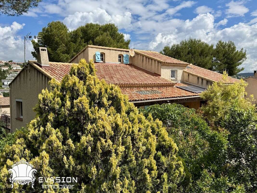 Maison à CARNOUX-EN-PROVENCE