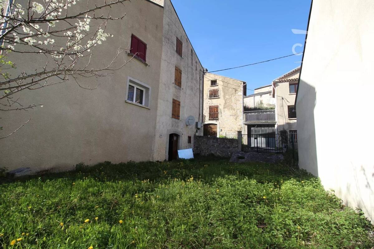 Maison à ROQUEFORT-DE-SAULT