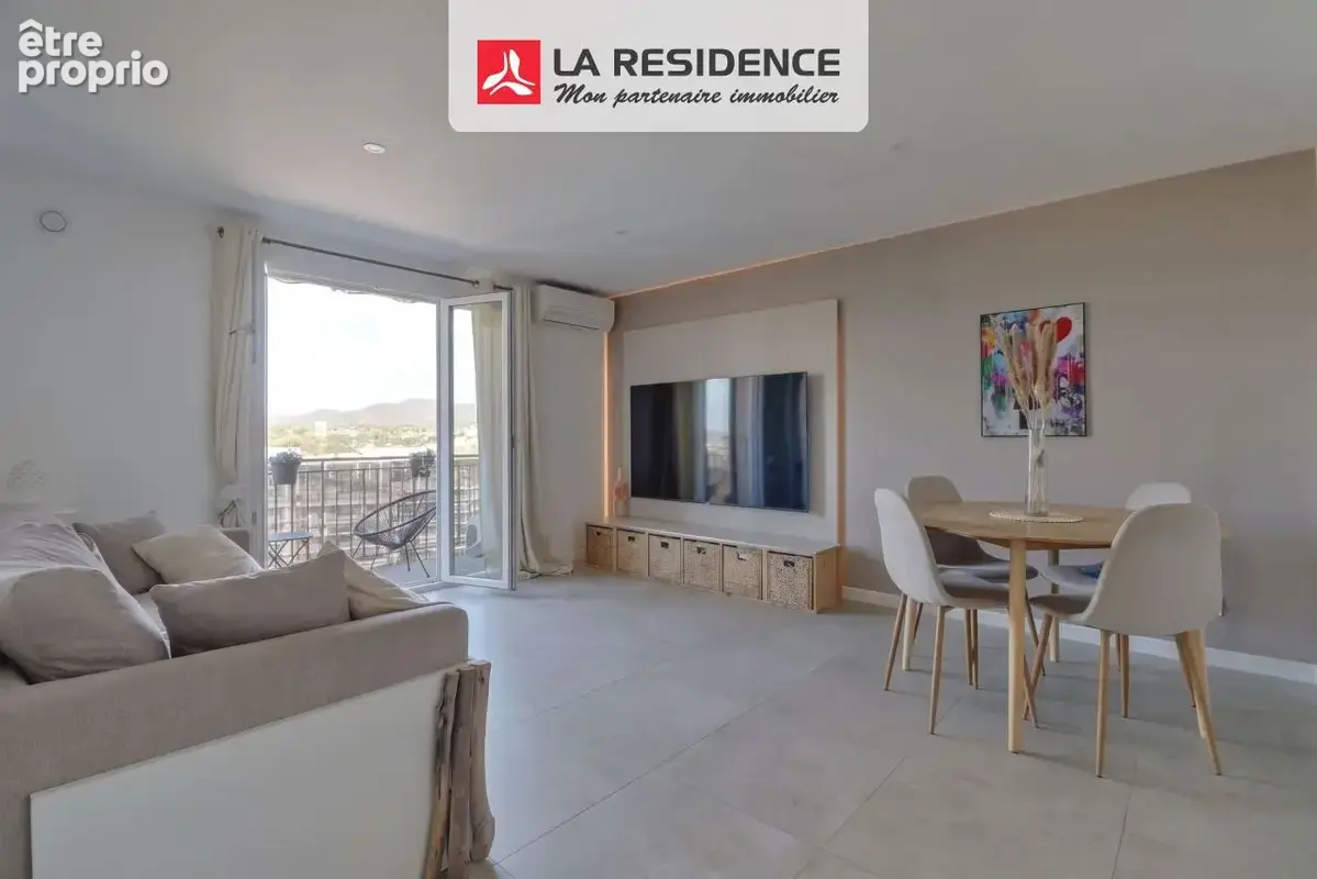Photo Appartement à Saint-Raphael au prix de 269 000€
