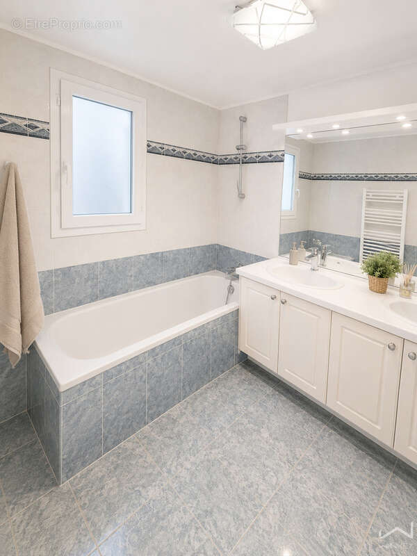 Exclusivité - saint paul trois chateaux - maison 180 m2 habitables - 5 chambres - piscine - garage - terrain 1 - photo 14