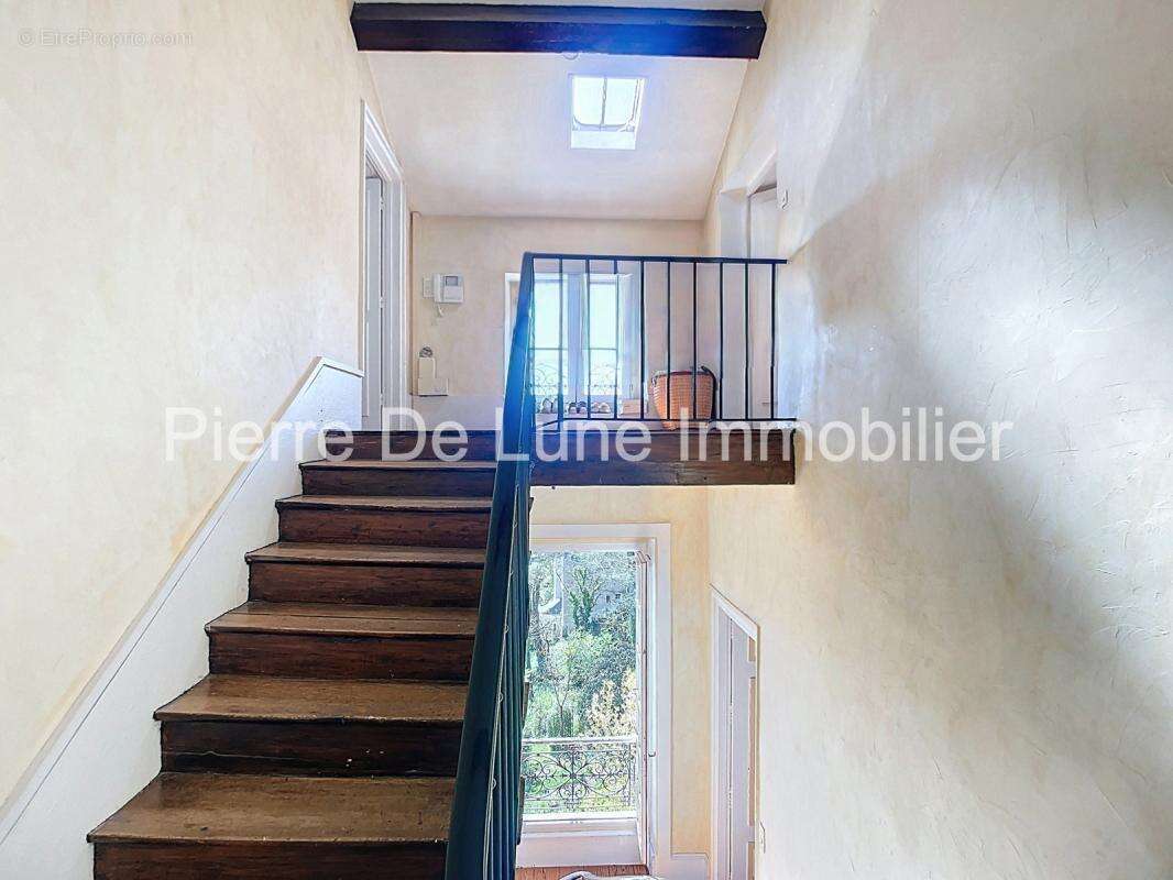 Maison à CALUIRE-ET-CUIRE