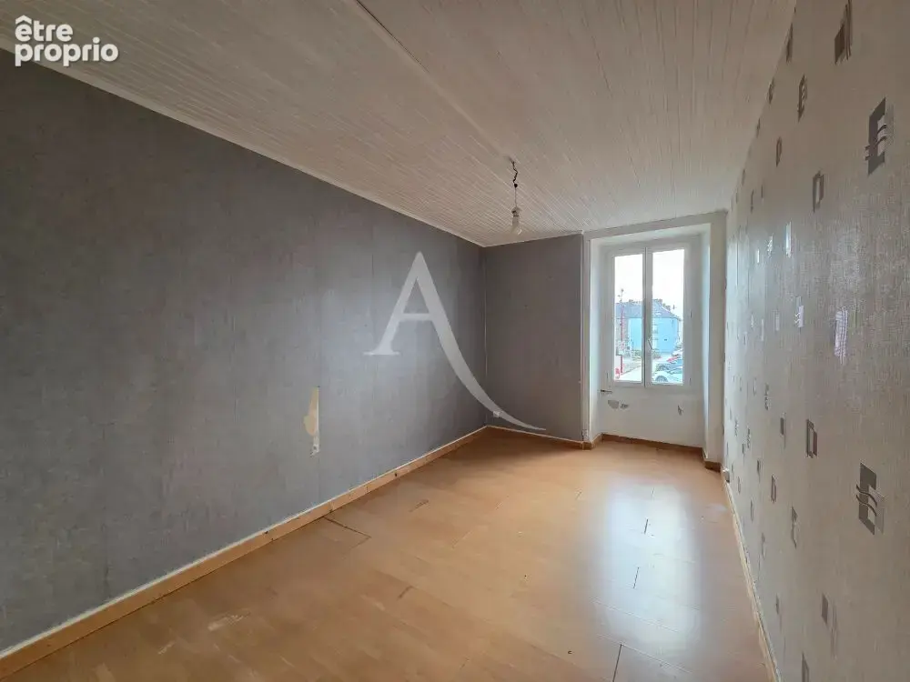 Immeuble à usage mixte de 115m² - photo 6