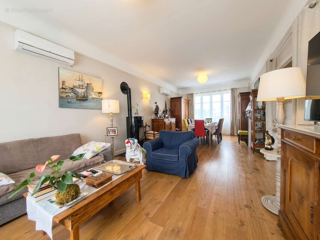 Maison 220m² à châtellerault - photo 3