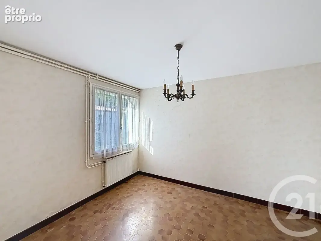 Maison 7 pièces 148 m² à vendre à Soyaux (16800) - photo 7