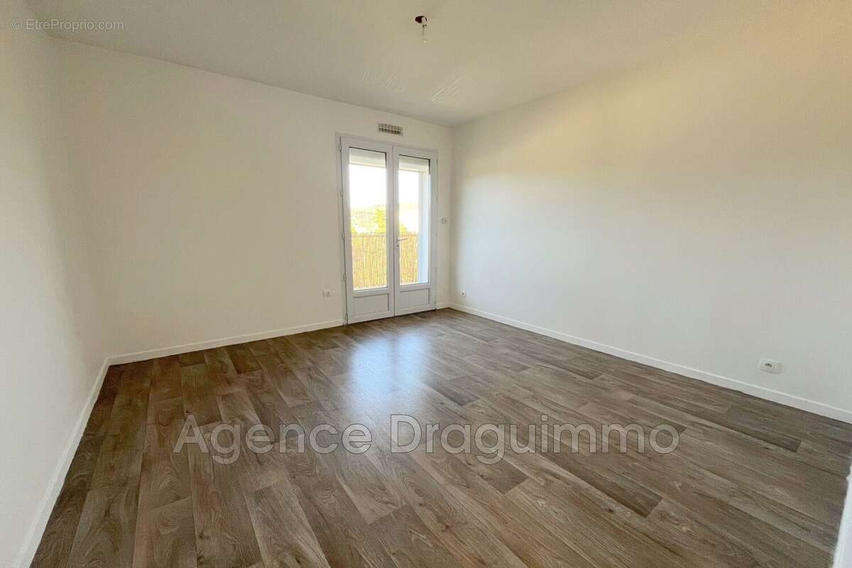 Appartement à DRAGUIGNAN