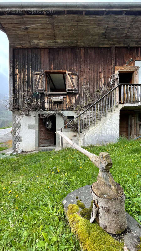Maison à LES VILLARDS-SUR-THONES