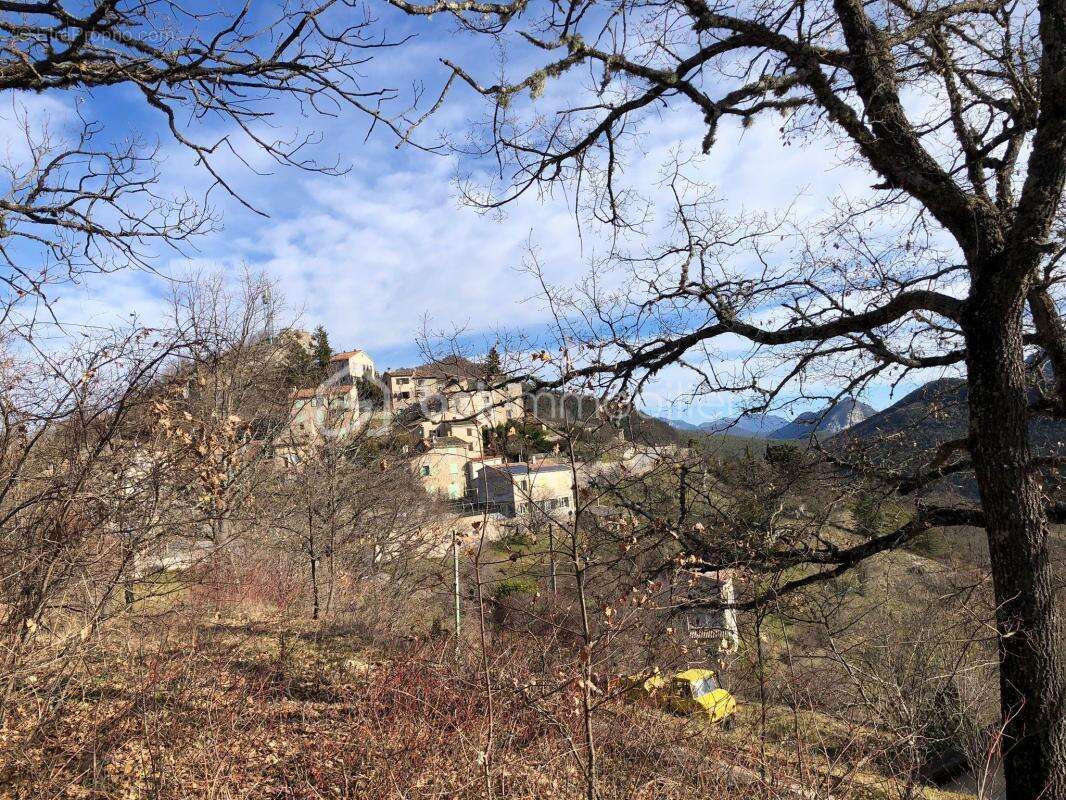 À Vendre - Terrain Constructible de 1 700 m² à Mujouls - photo 4