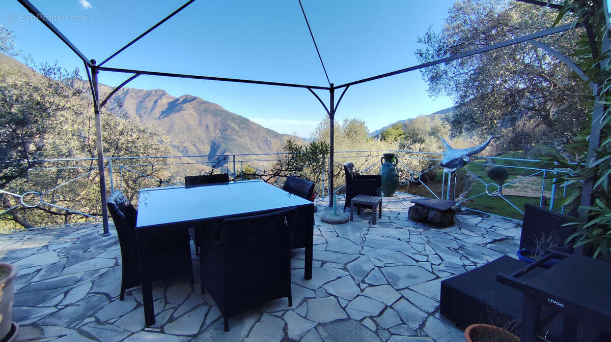 Maison à BREIL-SUR-ROYA