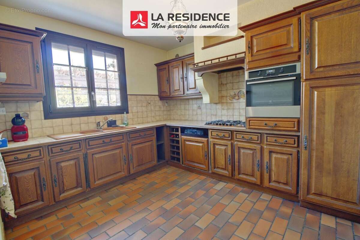Maison 113 m² à Mantes-La-Ville  - photo 2