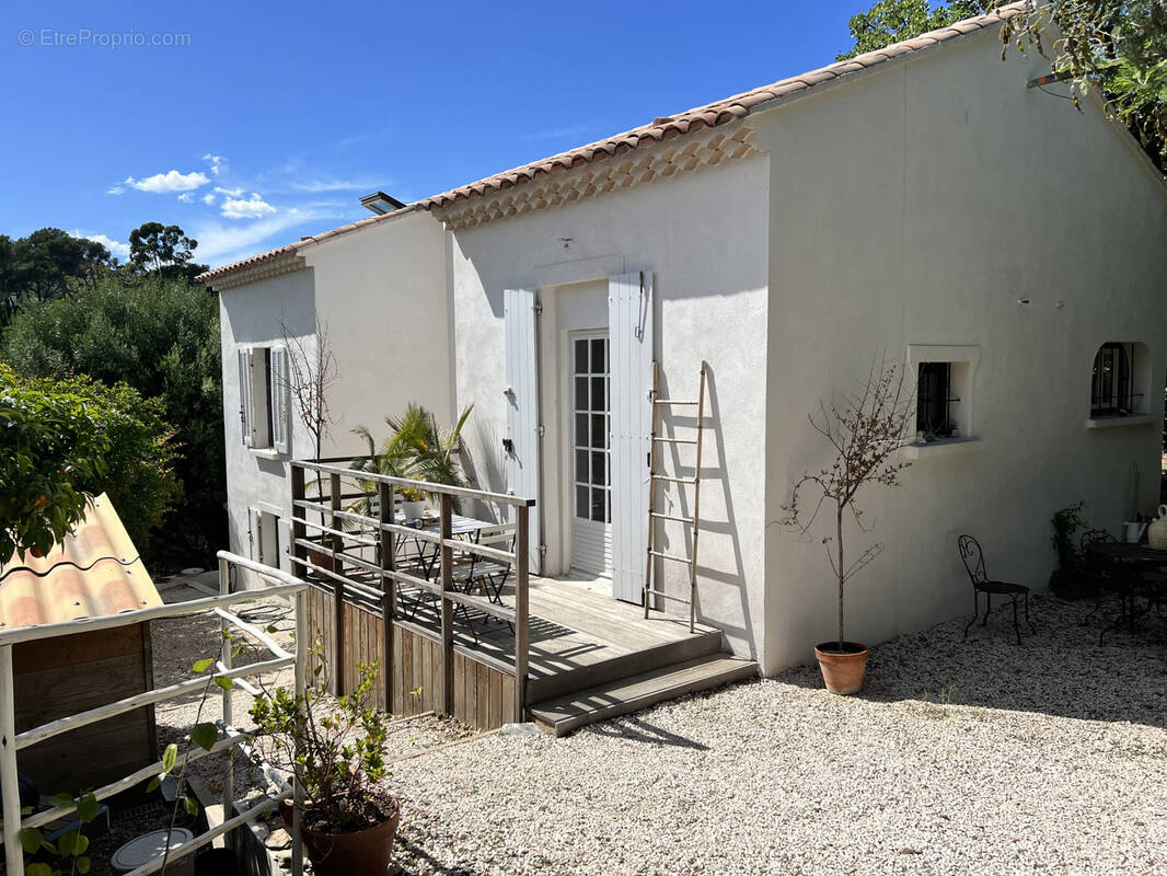 Maison à HYERES