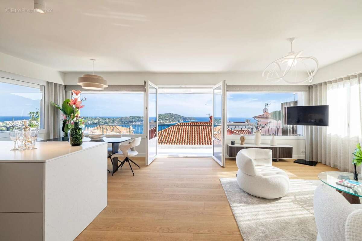 Appartement à VILLEFRANCHE-SUR-MER