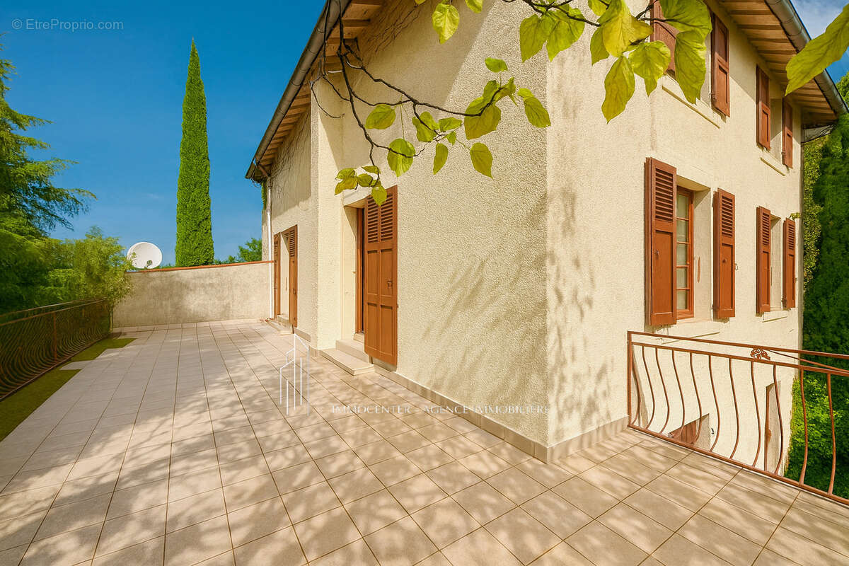 Maison à CHEYSSIEU